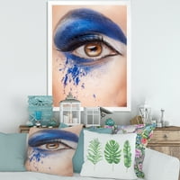 עיצוב 'מקרוב את העין החומה עם פנטזיה כחולה, מדפס אמנות ממוסגר מודרני
